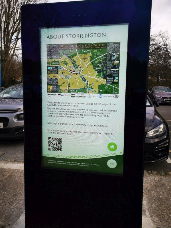 43" FREESTANDING OUTDOOR DIGITAL POSTER