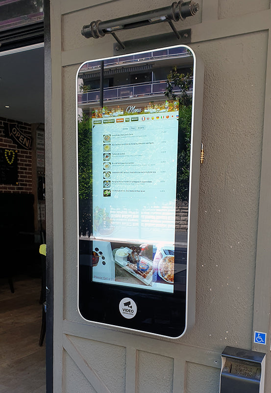 75" WALL-MOUNTED PCAP OUTDOOR TOUCH SCREEN